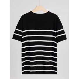 メンズカジュアルブラック&ホワイトストライプニットTシャツ - 通気性、半袖、ラウンドネック、夏のファッション、レギュラーフィット、カジュアルアットワール|ストライプTシャツ|ニットテクスチャー